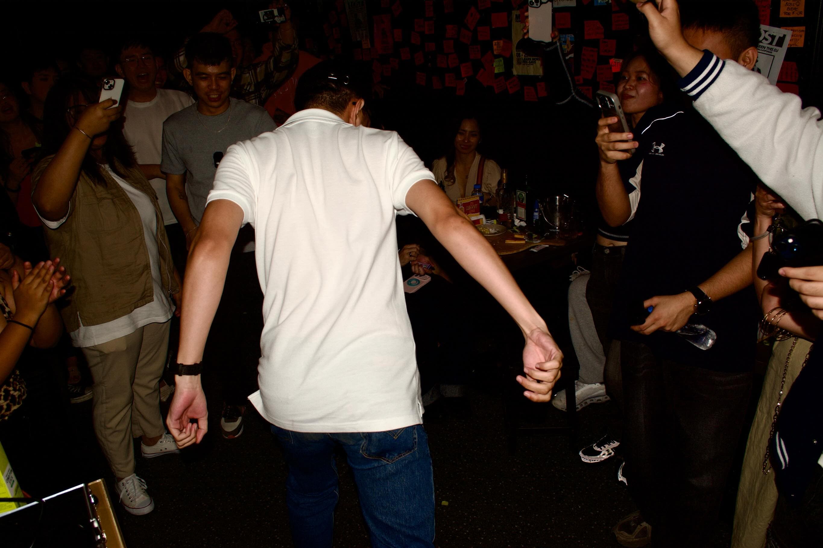 The floor at Piyestahan at E285, E285 · Katipunan, Quezon City